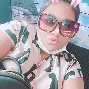 Meet your Posher, Karla